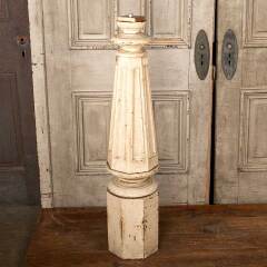 #32183 - Antique&nbsp;Octagonal&nbsp;Wood&nbsp;Staircase&nbsp;Newel&nbsp;Post&nbsp;image