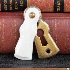 #40371 - Porcelain&nbsp;Draft&nbsp;Cover&nbsp;Keyhole&nbsp;Escutcheon&nbsp;image