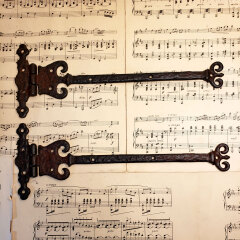 #41807 - Pair&nbsp;of&nbsp;Salvaged&nbsp;Wrought&nbsp;Iron&nbsp;Strap&nbsp;Hinges&nbsp;image