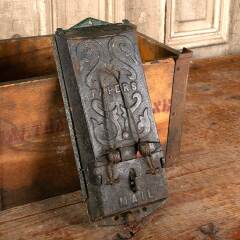 #45727 - Antique&nbsp;Cast&nbsp;Iron&nbsp;Mailbox&nbsp;w/&nbsp;PAPERS&nbsp;Holder&nbsp;image