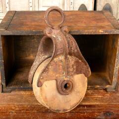 #45748 - Antique&nbsp;Cast&nbsp;Iron&nbsp;&&nbsp;Wood&nbsp;Barn&nbsp;Pulley&nbsp;image