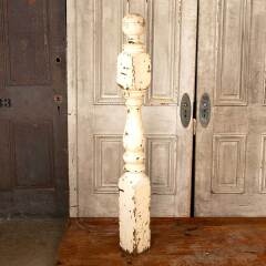 #46117 - Salvaged&nbsp;Antique&nbsp;Wood&nbsp;Staircase&nbsp;Newel&nbsp;Post&nbsp;image