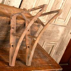 #46189 - Pair of Antique Cast Iron Shelf Brackets image