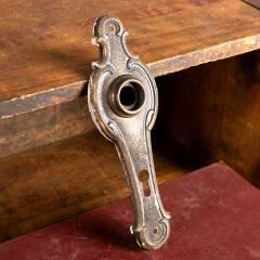 #46957 - Antique&nbsp;Russwin&nbsp;Cleo&nbsp;Doorknob&nbsp;Backplate&nbsp;image