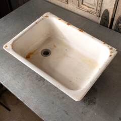 #50497 - Antique&nbsp;Cast&nbsp;Iron&nbsp;Porcelain&nbsp;Enameled&nbsp;Sink&nbsp;image