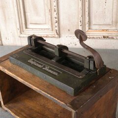 #55487 - Antique&nbsp;Metal&nbsp;Paper&nbsp;Hole&nbsp;Punch&nbsp;image
