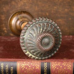 #55559 - Antique&nbsp;Brass&nbsp;Corbin&nbsp;Colonial&nbsp;Doorknobs&nbsp;Set&nbsp;image