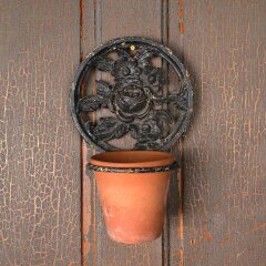 #55897 - Vintage&nbsp;Cast&nbsp;Iron&nbsp;Wall&nbsp;Mount&nbsp;Planter&nbsp;Holder&nbsp;image