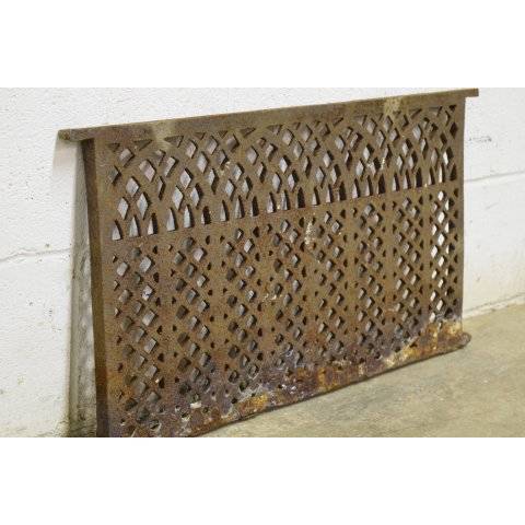 #20354 Salvaged Antique Cast Iron Foundation Grate image 2