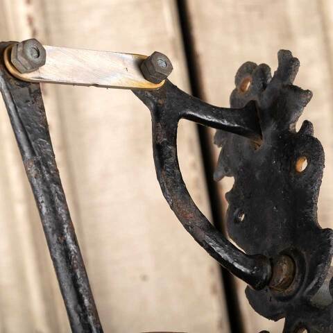 #21385 Salvaged Antique Tudor Door Bell Pull Handle image 3