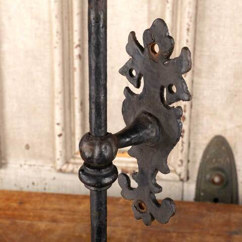 #21385 Salvaged Antique Tudor Door Bell Pull Handle image 5