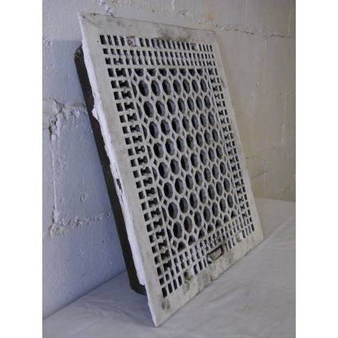 #2310 16 x 18 Cast Iron Heat Grate image 2