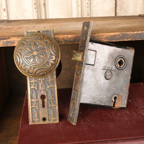 #23607 Antique Mallory Wheeler Door Hardware Set image 8