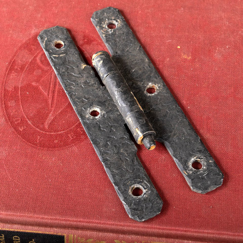 #25340 Vintage Rustic H Style Hinge image 2