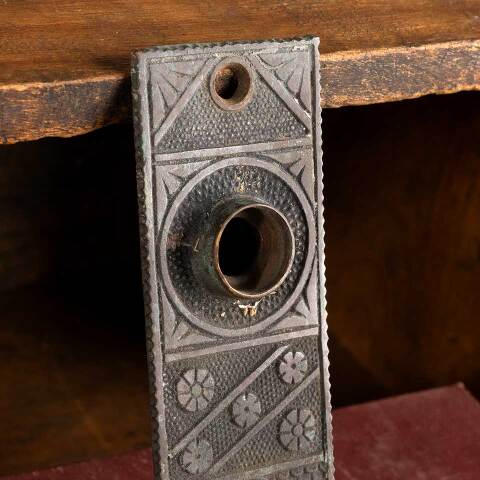 #30607 Antique FC Linde & Co Doorknob Backplate image 5