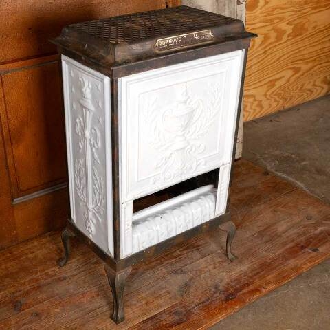 #31447 Antique Enameled Iron Burnovr Gas Heater image 3