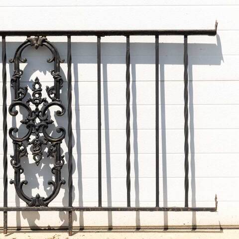 #34649 Salvaged Vintage Cast Iron Railing Section image 2