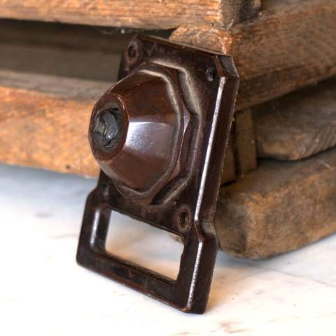 #36333 Vintage Bakelite Doorbell Button image 3