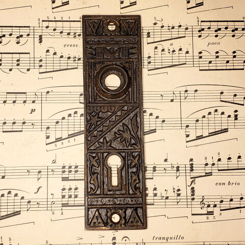 #42601 Britten Graham & Mathes Doorknob Backplate image 3