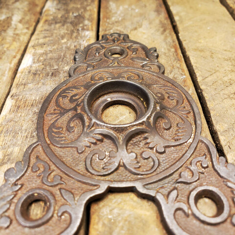 #43057 Antique Triangular Iron Doorknob Rosette image 4