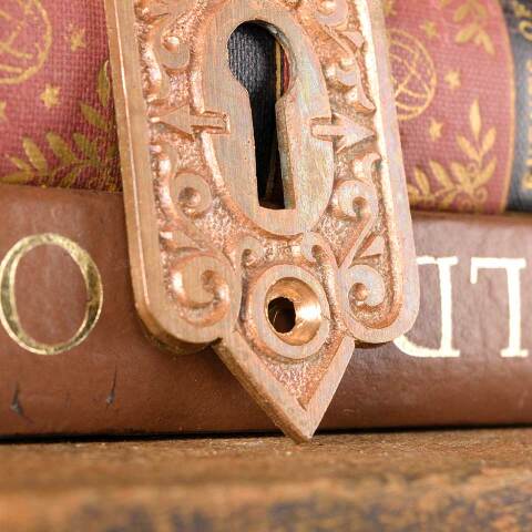 #43124 Ornate Antique Bronze Keyhole Escutcheon image 3