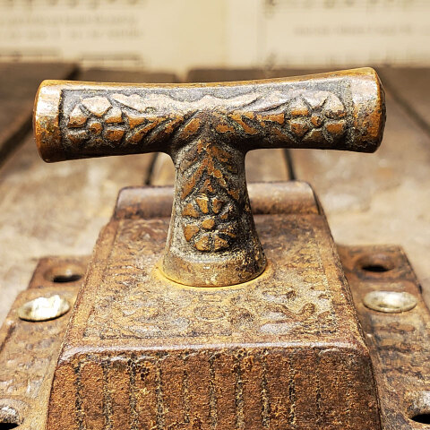 #43357 Antique Victorian Eastlake Cabinet Latch image 4