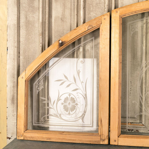 #43665 Antique 3-Piece Etched Glass Arched Transom image 3