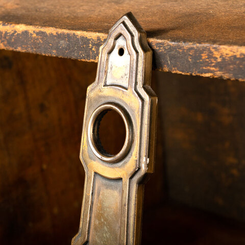 #44218 Antique Art Deco Doorknob Backplate image 3