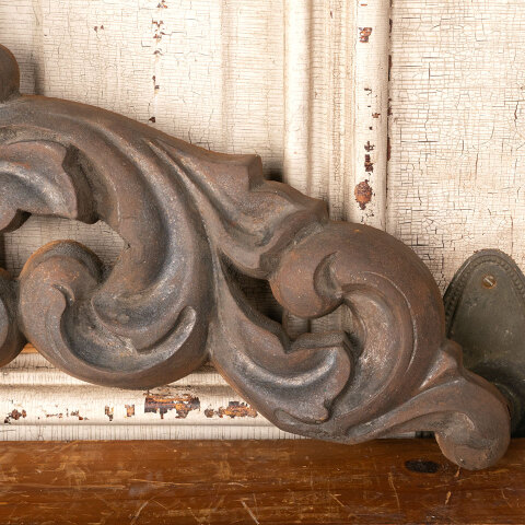 #44381 Antique Cast Iron Architectural Ornament image 4