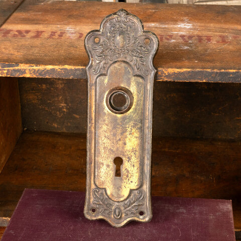 #44914 Antique Ornate Doorknob Backplate Hardware image 3