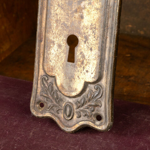 #44914 Antique Ornate Doorknob Backplate Hardware image 4