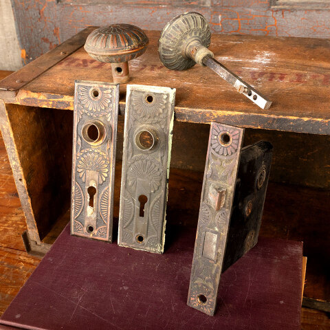 #44940 Antique Mallory Wheeler Door Hardware Set image 7