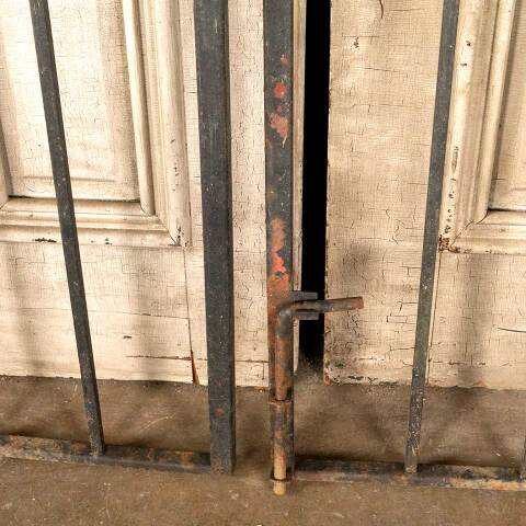 #45128 Vintage Wrought Iron Driveway Gates image 3