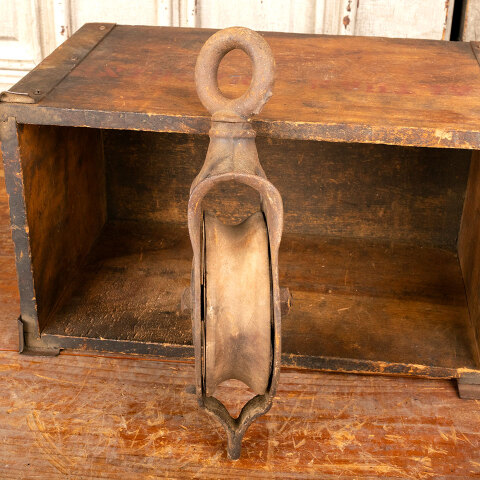 #45407 Antique Wood & Cast Iron Barn Pulley image 6