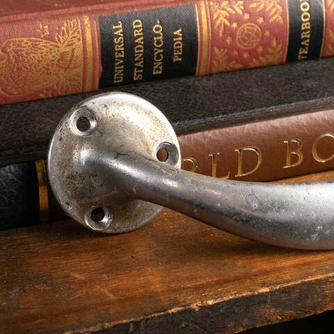 #45681 Antique Chrome Metal Door / Drawer Handle image 3