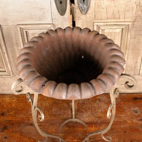 #45970 Vintage Repurposed Garden Urn Planter Stand image 2