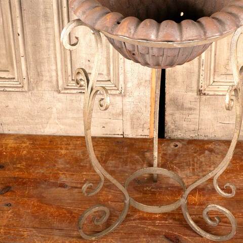 #45970 Vintage Repurposed Garden Urn Planter Stand image 3