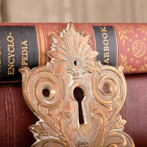 #46099 Antique Ornate Bronze Keyhole Escutcheon image 4