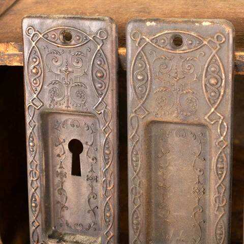 #46369 Antique Ornate Pocket Door Pulls image 4