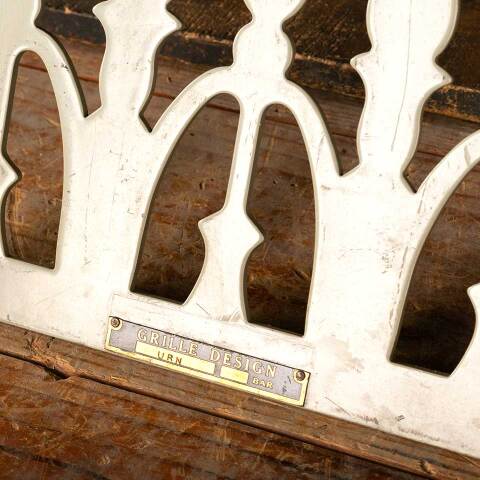 #46705 Salvaged Antique Cast Iron Vent Grille image 3