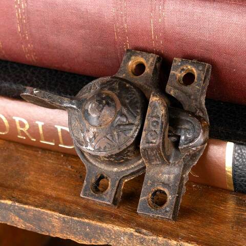 #46779 Antique Ornate Cast Iron Window Sash Lock image 4