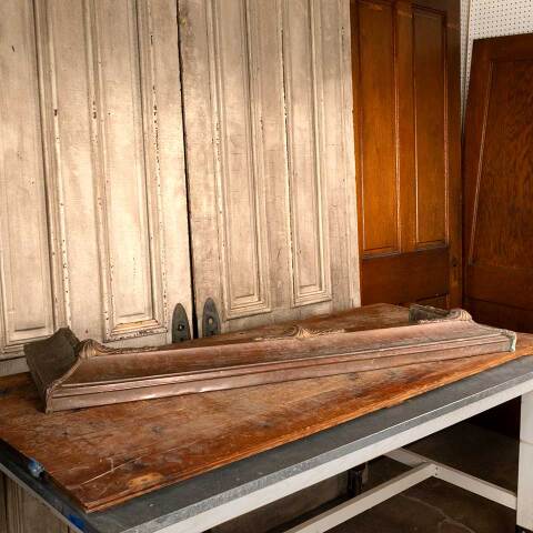 #46856 Salvaged Antique Brass Fireplace Fender image 2