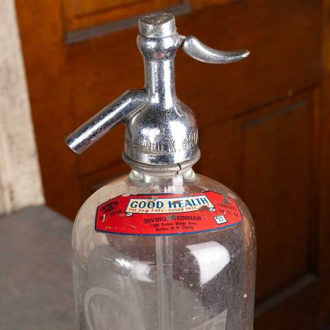 #47292 Antique Etched Glass W. Wolk Seltzer Bottle image 2