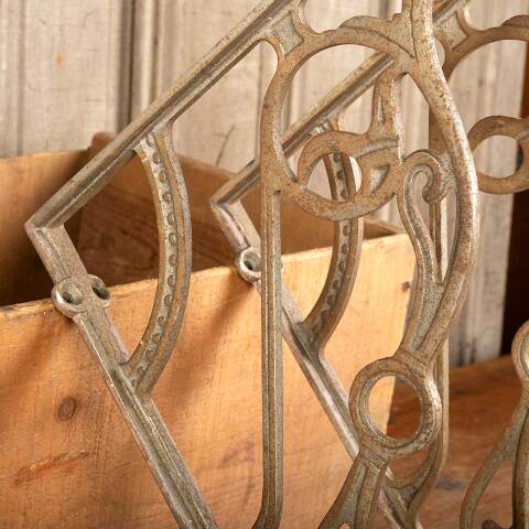 #47321 Antique Cast Iron Marble Top Sink Brackets image 3