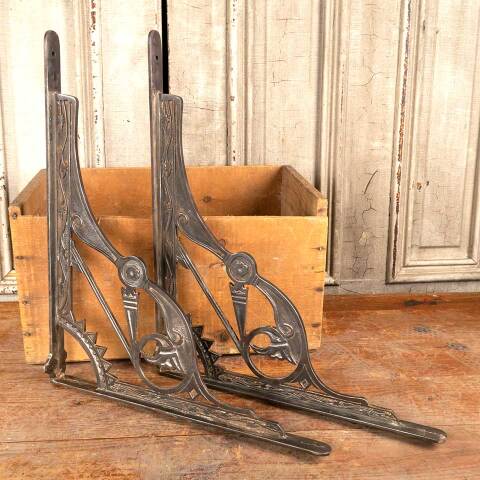 #47326 Antique Cast Iron Marble Top Sink Brackets image 7