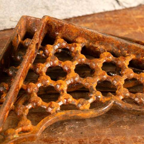 #47345 Antique Ornate Cast Iron Shelf Brackets image 7