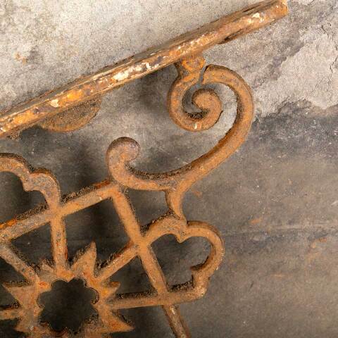 #47360 Antique Ornate Cast Iron Shelf Brackets image 8