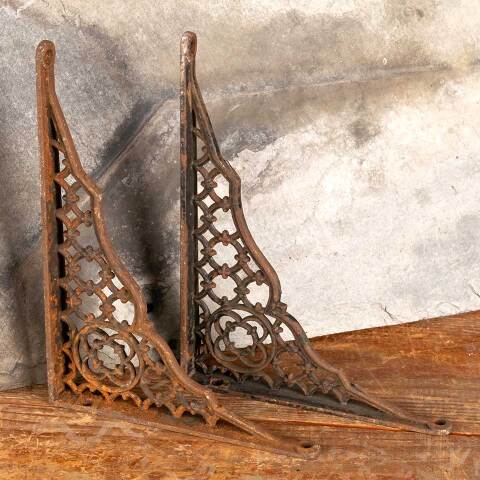 #47364 Antique Ornate Cast Iron Shelf Brackets Pair image 3