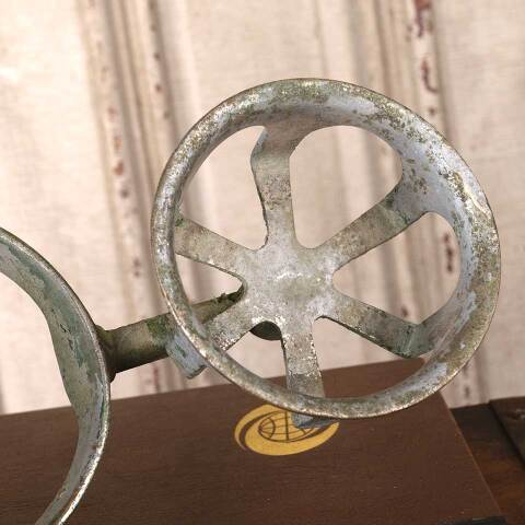 #47466 Antique Bathroom Soap Dish & Cup Holder image 7