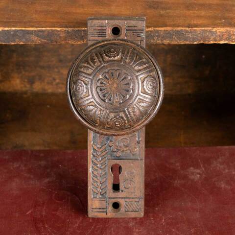 #47628 Antique Cast Iron Lockwood Door Hardware image 2